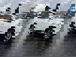 Used 2018 Toyota RAV4 Limited image 1