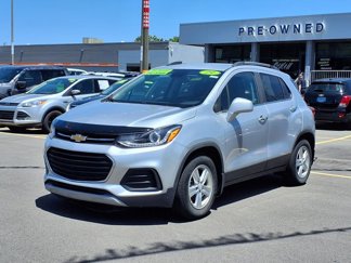Used 2019 Chevrolet Trax LT w/ LT Convenience Package image 1