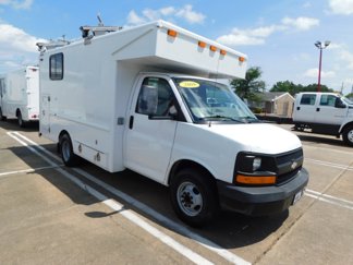 Used 2009 Chevrolet Express 3500 image 1