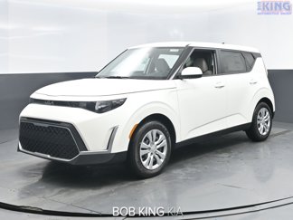 New 2025 Kia Soul LX image 1