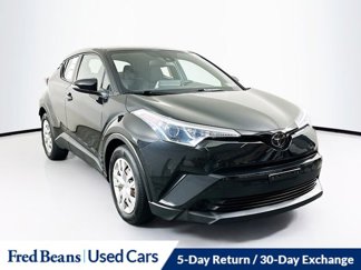 Used 2019 Toyota C-HR LE image 1