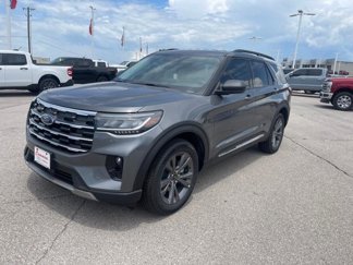 New 2025 Ford Explorer Active w/ Active Comfort Package image 1