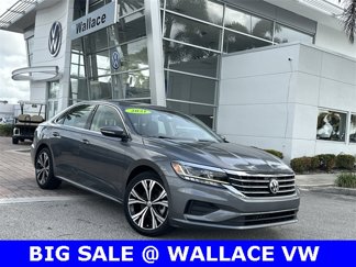 Certified 2021 Volkswagen Passat 2.0T SE image 1