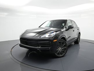 Certified 2023 Porsche Cayenne Platinum Edition image 1