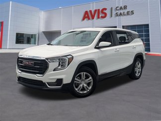 Used 2024 GMC Terrain SLE image 1