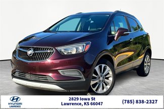 Used 2017 Buick Encore Preferred image 1