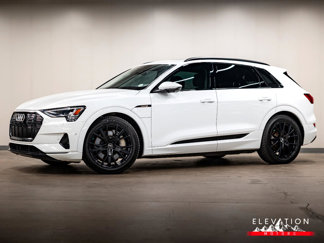 Used 2021 Audi e-tron Prestige w/ Prestige Package image 1