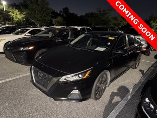 Used 2020 Nissan Altima 2.5 SR image 1