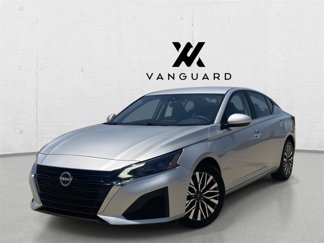 Used 2023 Nissan Altima 2.5 SV image 1