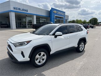 Used 2019 Toyota RAV4 XLE image 1