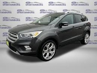 Used 2019 Ford Escape Titanium w/ U9j03 - Titanium Tow Package image 1