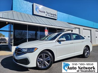 Used 2022 Volkswagen Jetta SE image 1
