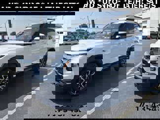 Used 2023 Chevrolet TrailBlazer ACTIV w/ Sun and Liftgate Package image 1