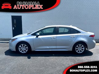 Used 2024 Toyota Corolla LE image 1