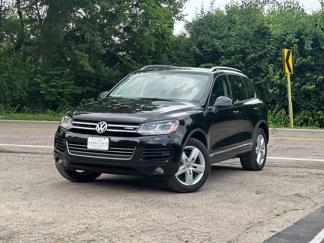 Used 2012 Volkswagen Touareg Hybrid image 1