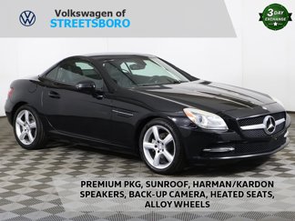Used 2015 Mercedes-Benz SLK 250 image 1