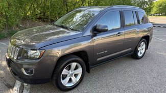 Used 2015 Jeep Compass High Altitude image 1