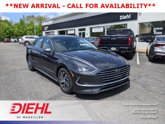 Used 2022 Hyundai Sonata Blue image 1