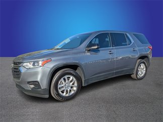 Used 2021 Chevrolet Traverse LS image 1
