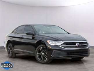 Certified 2024 Volkswagen Jetta SE w/ Panoramic Sunroof Package image 1