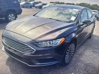 Used 2018 Ford Fusion SE image 1