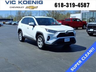 Used 2020 Toyota RAV4 XLE image 1