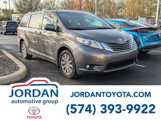 Used 2017 Toyota Sienna XLE image 1