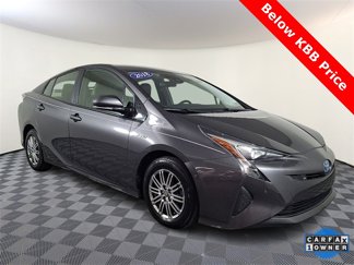 Used 2018 Toyota Prius Three video 1