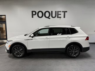 Used 2022 Volkswagen Tiguan SE image 1