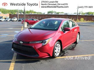 Used 2022 Toyota Corolla LE image 1