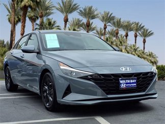 Certified 2022 Hyundai Elantra SEL image 1