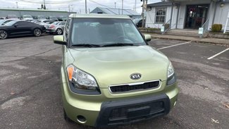 Used 2010 Kia Soul + w/ Audio Pkg image 1
