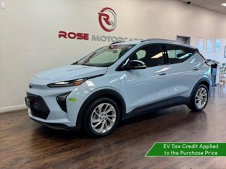 Used 2022 Chevrolet Bolt EUV LT w/ Comfort Package image 1