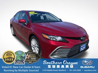 Used 2022 Toyota Camry LE image 1