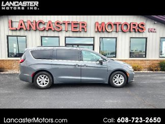Used 2022 Chrysler Pacifica Touring-L image 1