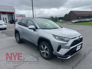 Used 2021 Toyota RAV4 SE image 1