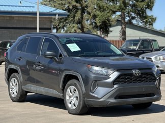 Used 2019 Toyota RAV4 LE image 1