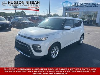 Used 2022 Kia Soul LX w/ Technology Package image 1