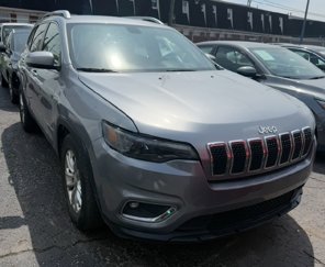 Used 2019 Jeep Cherokee Latitude w/ Popular Appearance Group image 1