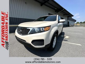 Used 2012 Kia Sorento LX image 1