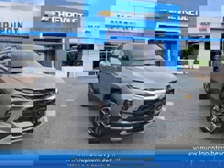 New 2025 Chevrolet Blazer LT image 1