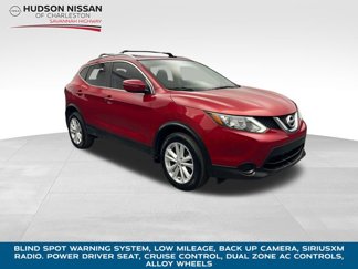 Used 2018 Nissan Rogue Sport SV image 1