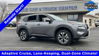 Used 2023 Nissan Rogue SV image 1