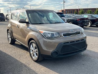 Used 2015 Kia Soul + image 1