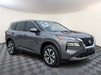 Used 2023 Nissan Rogue SV image 1