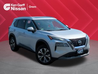 Used 2021 Nissan Rogue SV image 1