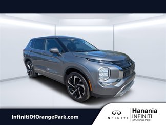 Used 2022 Mitsubishi Outlander SE image 1