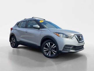 Used 2019 Nissan Kicks SV w/ Exterior Package image 1