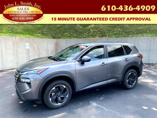 Used 2024 Nissan Rogue SV image 1