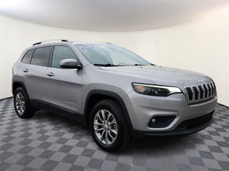 Used 2019 Jeep Cherokee Latitude Plus w/ Comfort/Convenience Group image 1